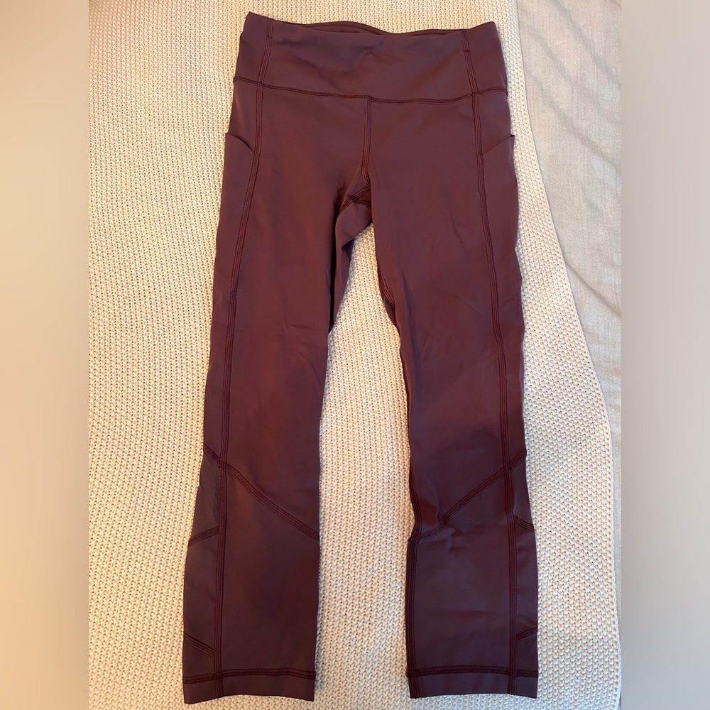 Lululemon leggings.